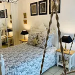 Du Rossignol A 5 Minutes Du Chateau De La Citardiere Et A 14 Minutes Du Chateau De Bourneau Mervent