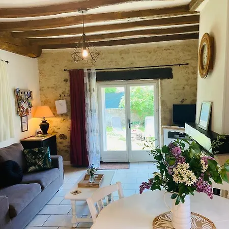 Holiday home Du Rossignol Entre Et Foret *