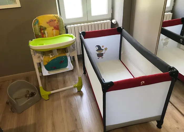 Du Rossignol A 5 Minutes Du Chateau De La Citardiere Et A 14 Minutes Du Chateau De Bourneau *