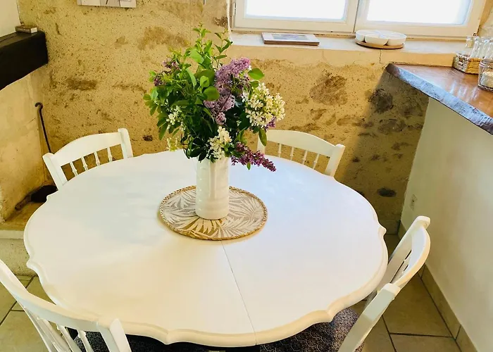 Дом отдыха Du Rossignol A 5 Minutes Du Chateau De La Citardiere Et A 14 Minutes Du Chateau De Bourneau Mervent