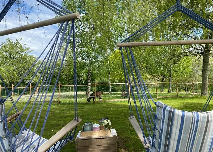 Du Rossignol A 5 Minutes Du Chateau De La Citardiere Et A 14 Minutes Du Chateau De Bourneau