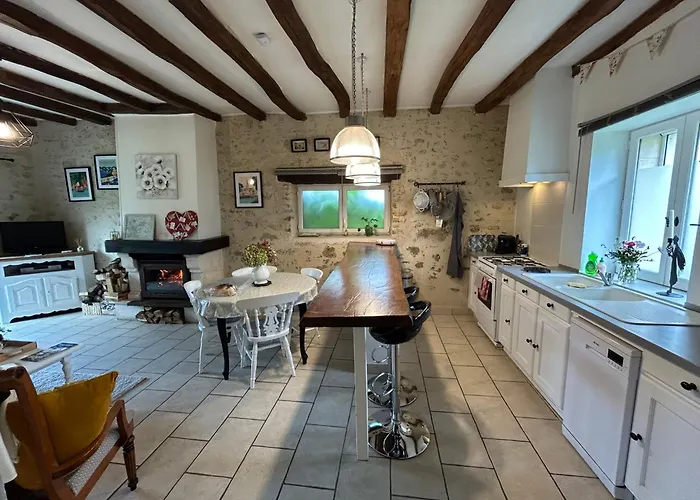 Feriehus Du Rossignol A 5 Minutes Du Chateau De La Citardiere Et A 14 Minutes Du Chateau De Bourneau Mervent